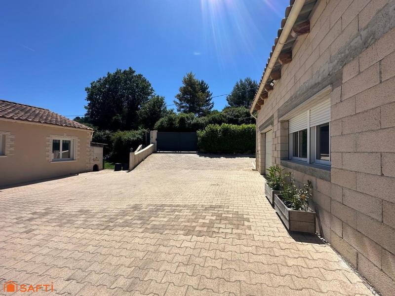 Maison - 85 m² - 4 pièces