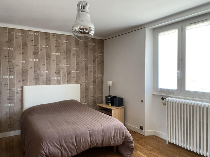 Maison - 176 m² - 8 pièces