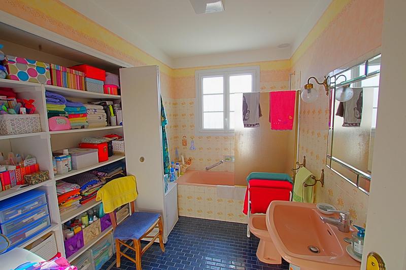 Maison traditionnelle - 133 m² - 5 pièces