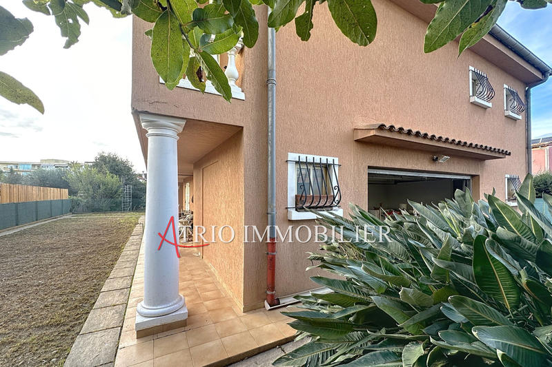 Villa - 200 m² - 5 pièces