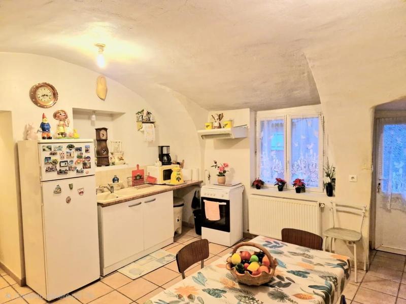 Maison - 330 m² - 15 pièces