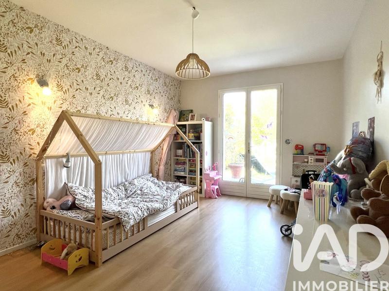 Maison - 183 m² - 7 pièces