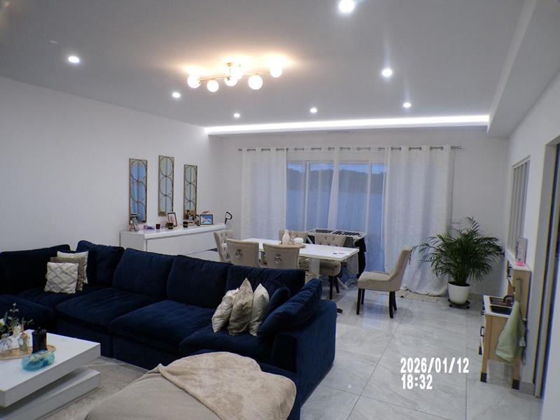 Maison - 121 m² - 5 pièces