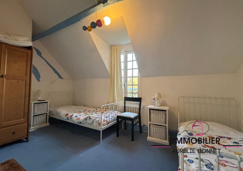 Maison ancienne - 360 m² - 15 pièces