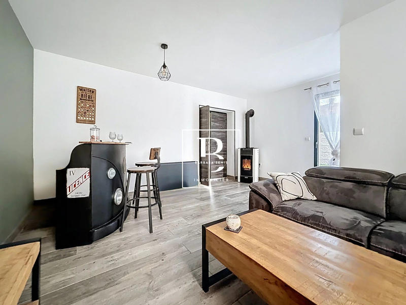 Maison - 99 m² - 3 pièces