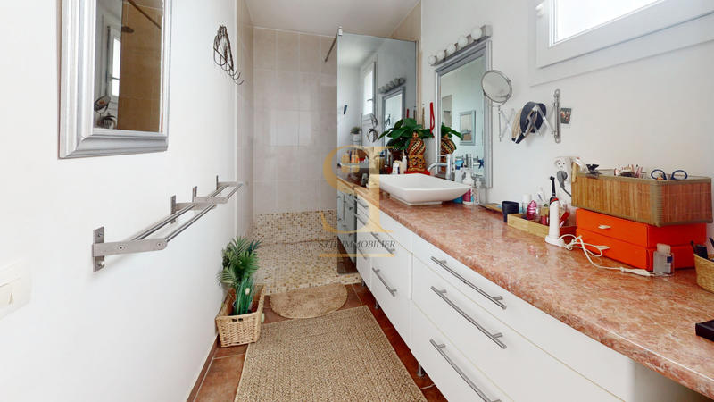 Maison - 153 m² - 5 pièces