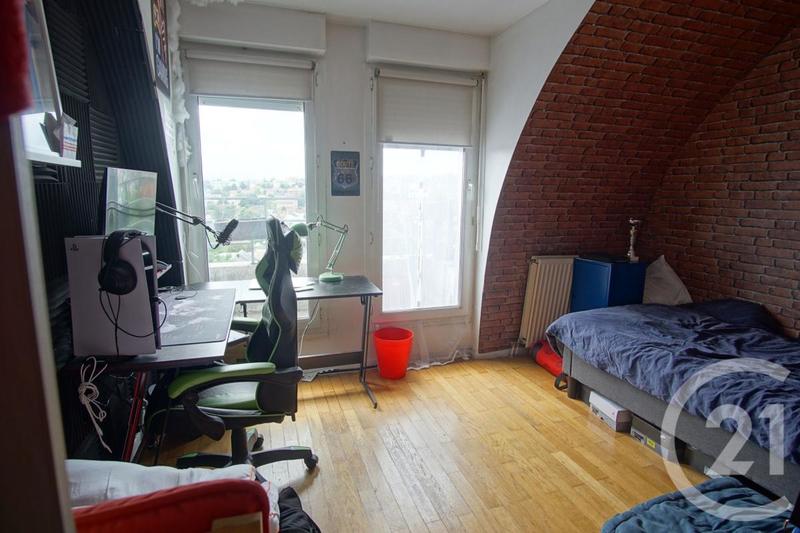 Appartement - 114 m² - 5 pièces