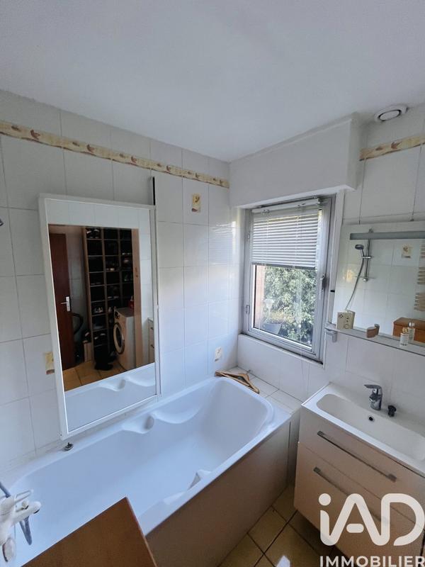 Maison - 185 m² - 6 pièces