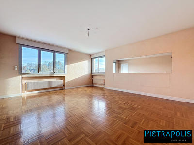 Appartement - 112 m² - 5 pièces