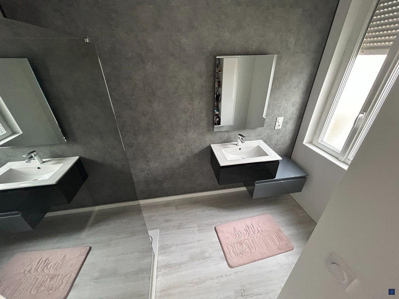 Maison - 84 m² - 4 pièces