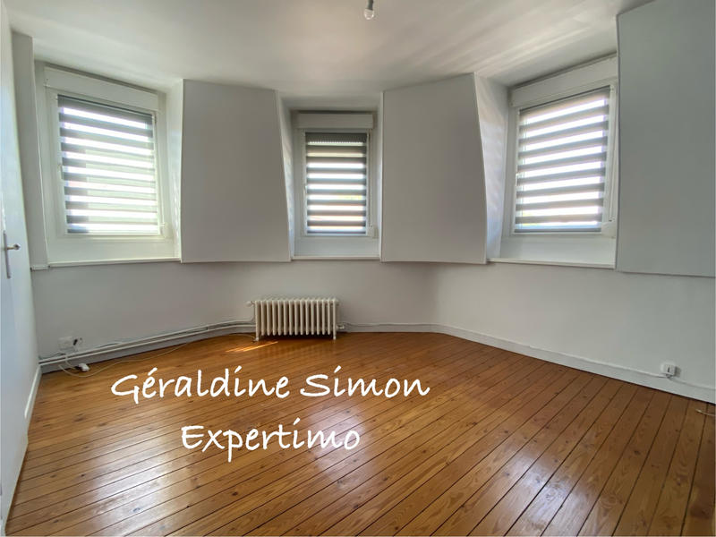 Maison - 210 m² - 7 pièces