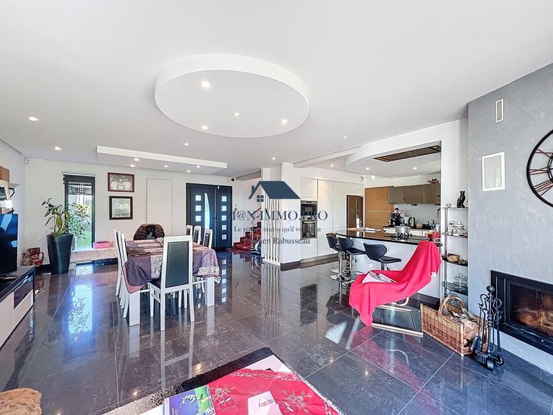 Maison contemporaine - 151 m² - 5 pièces