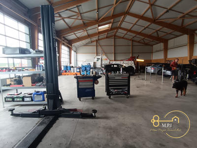 Fonds de commerce - 8 000 m²