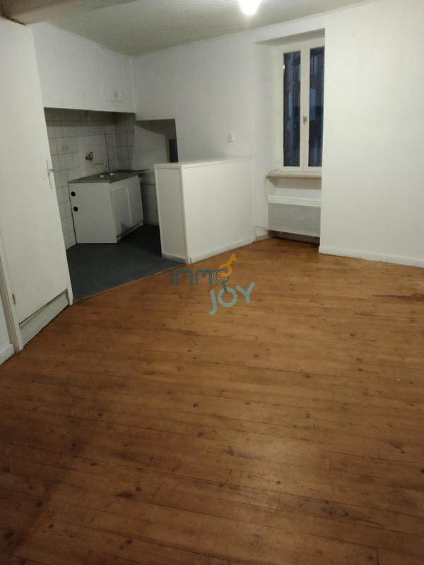 Maison de village - 225 m² - 7 pièces