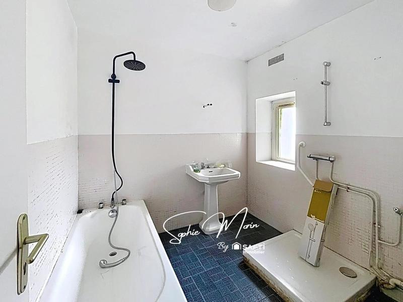 Maison - 99 m² - 4 pièces