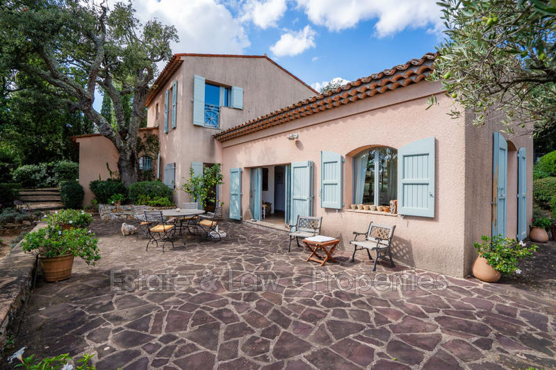 Maison - 135 m² - 5 pièces