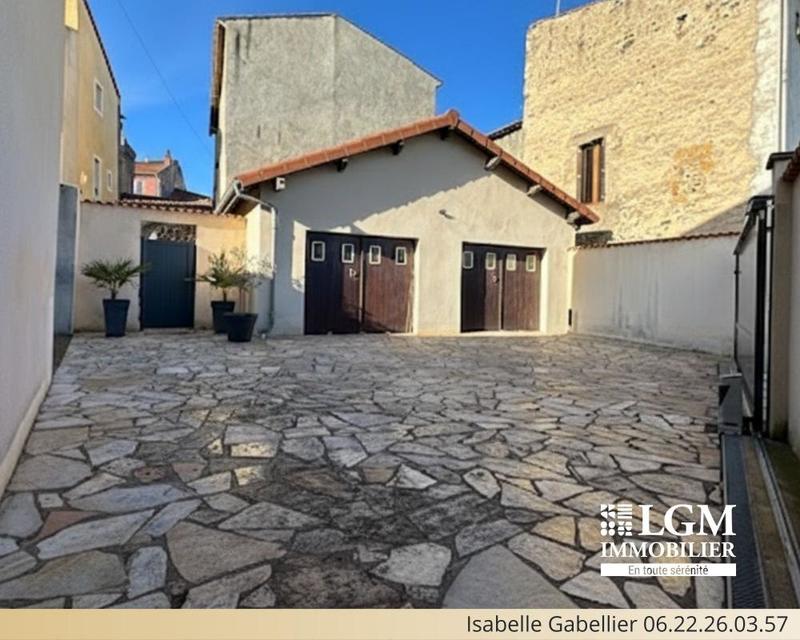 Maison - 138 m² - 4 pièces