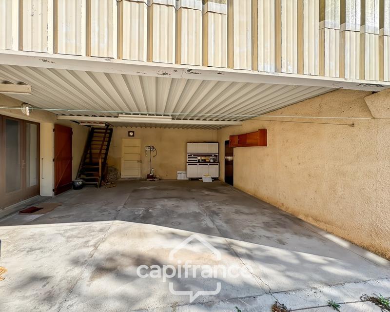 Maison - 185 m² - 6 pièces