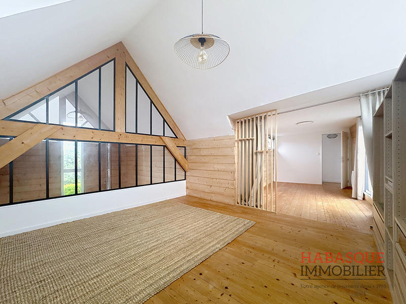 Maison - 146 m² - 5 pièces