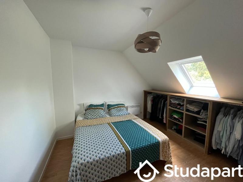 Chambre - 11 m² - 1 pièce