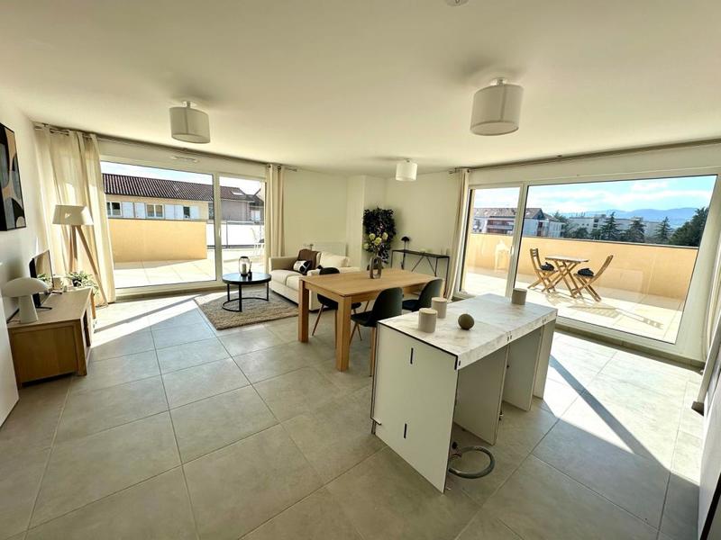 Appartement - 89 m² - 4 pièces