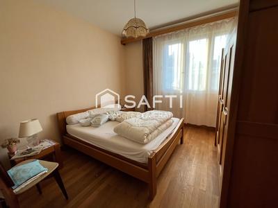 Maison - 137 m² - 5 pièces