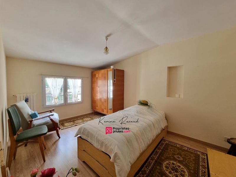 Maison - 174 m² - 7 pièces