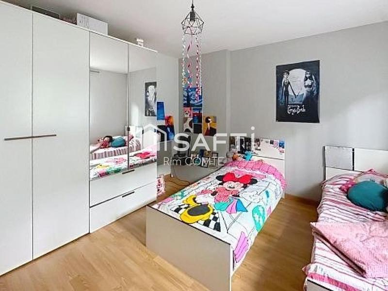 Maison - 102 m² - 4 pièces