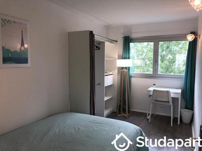 Chambre - 10 m² - 1 pièce