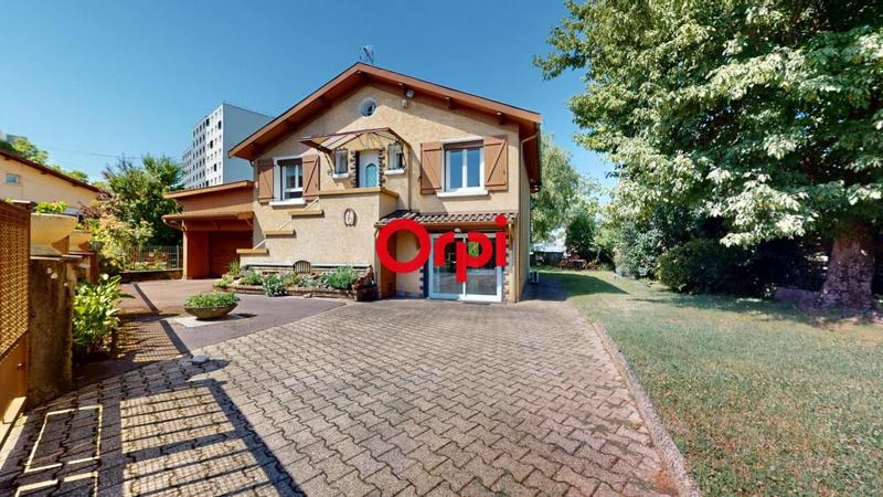 Maison - 107 m² - 5 pièces