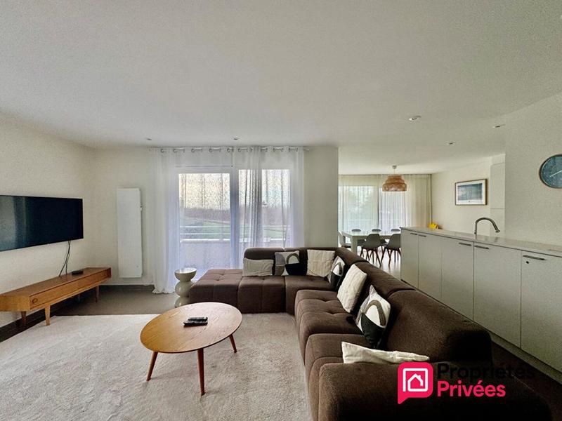 Appartement - 84 m² - 4 pièces