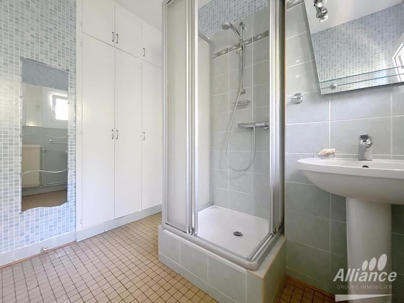 Appartement - 63 m² - 4 pièces