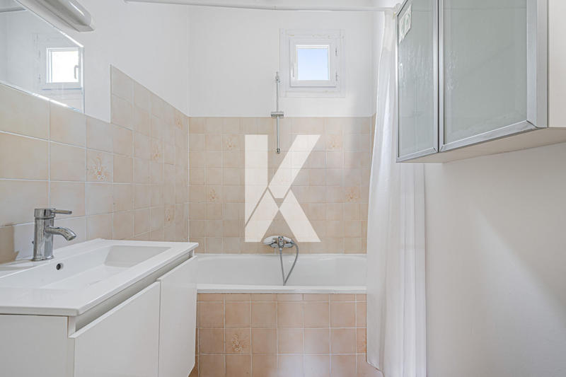 Maison - 116 m² - 6 pièces