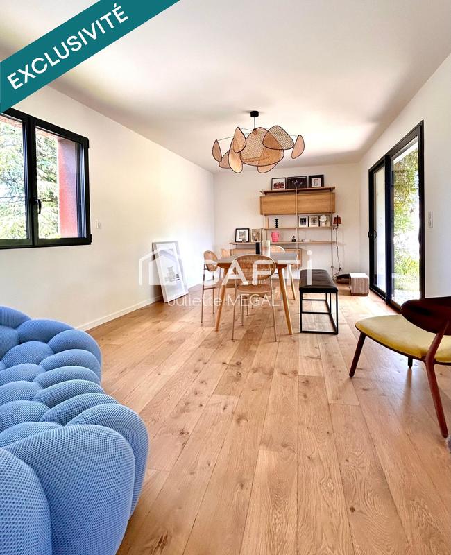 Maison - 284 m² - 8 pièces