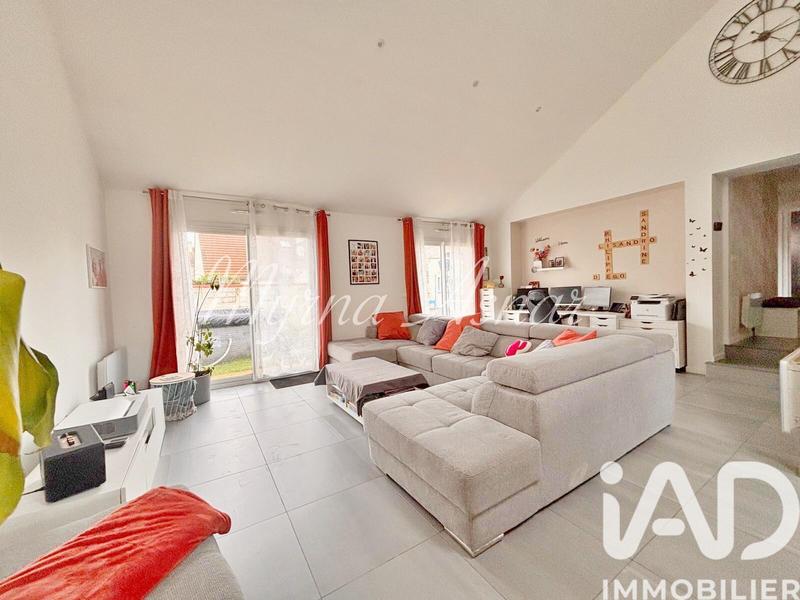 Maison - 106 m² - 5 pièces