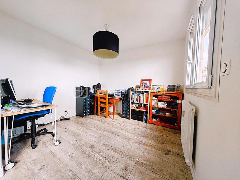 Loft - 80 m² - 4 pièces