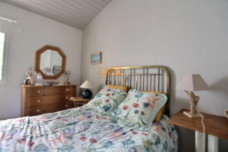 Maison - 216 m² - 8 pièces