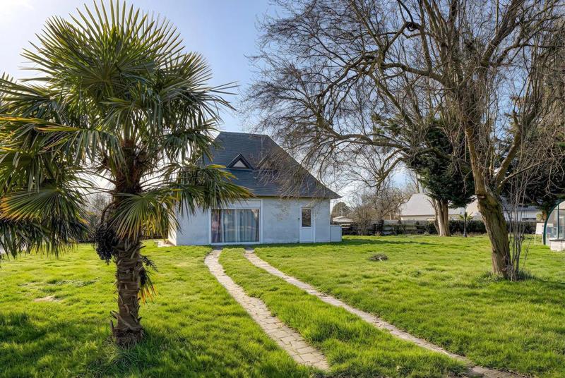 Propriété - 258 m² - 7 pièces