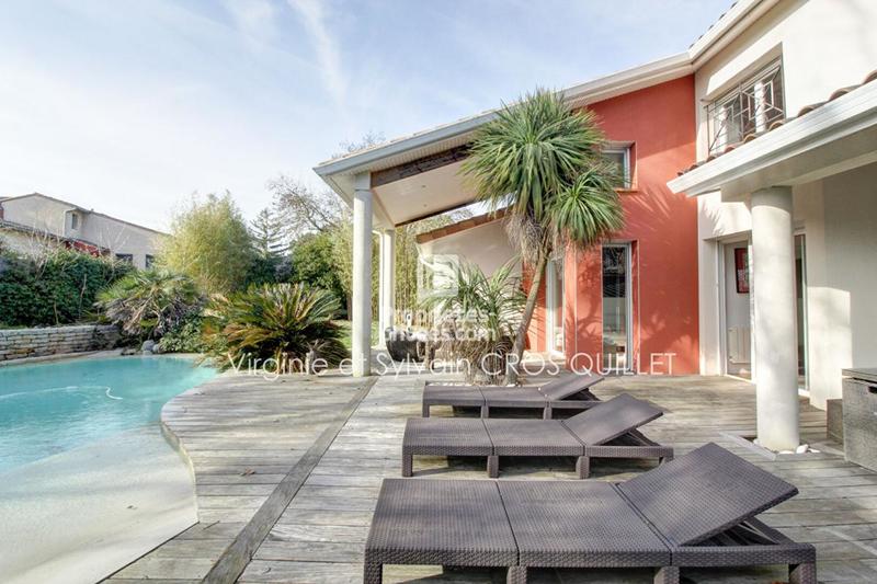 Maison - 175 m² - 5 pièces