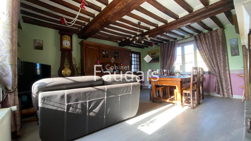 Maison - 200 m² - 10 pièces