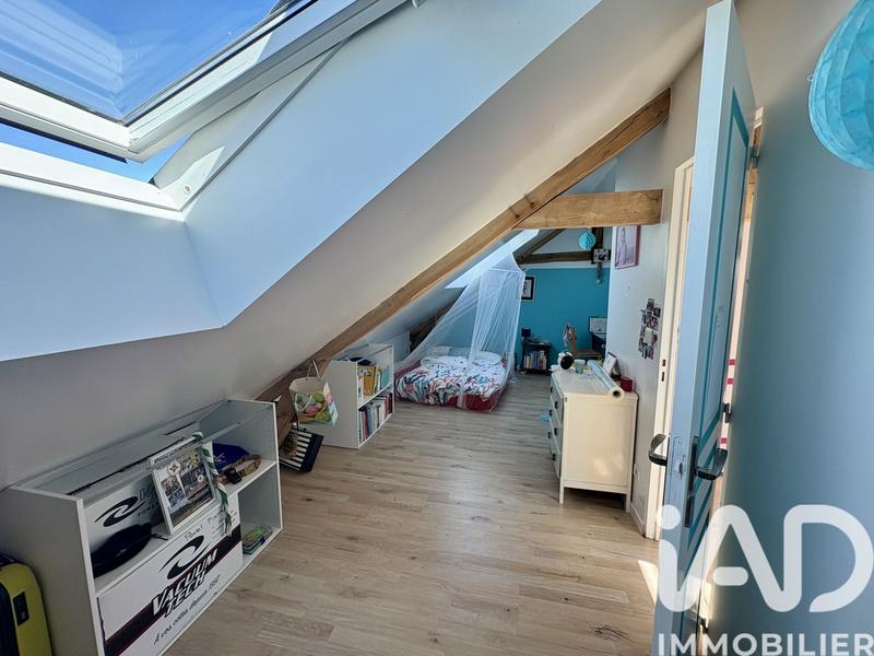 Maison - 345 m² - 8 pièces