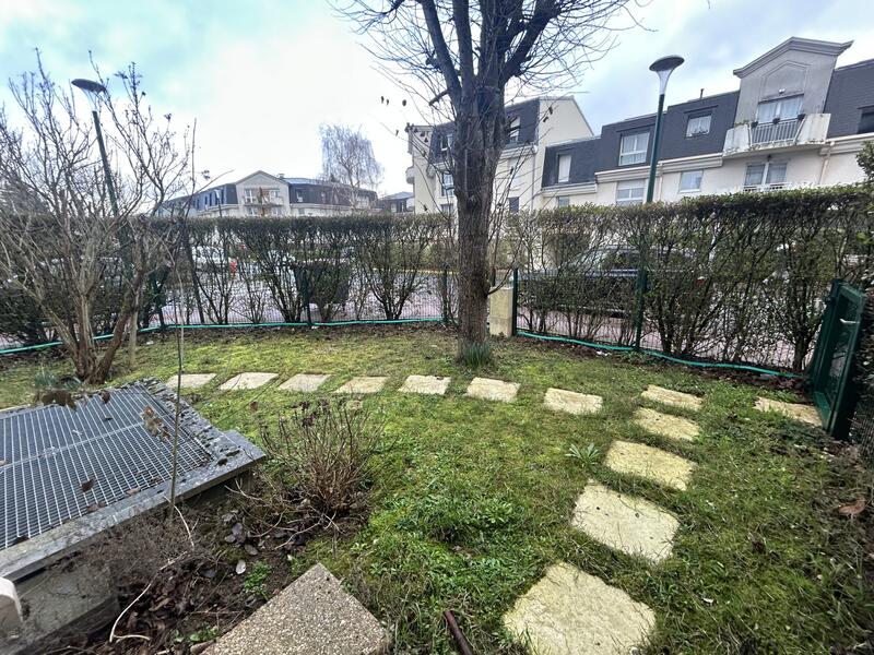 Local commercial - 38 m² - 1 pièce