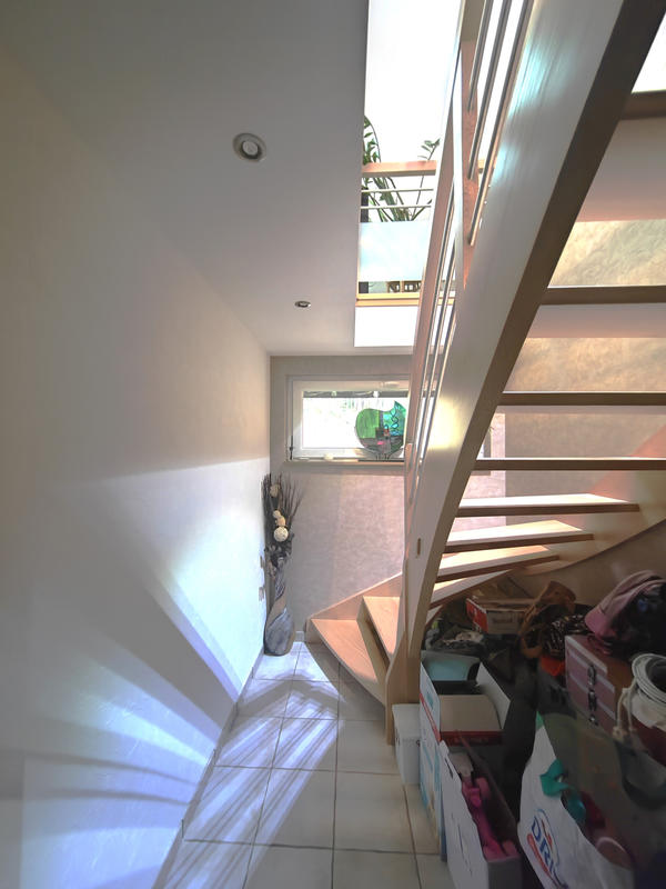 Maison - 142 m² - 4 pièces