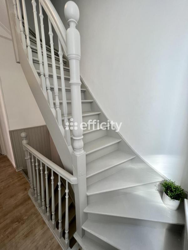 Maison - 109 m² - 6 pièces