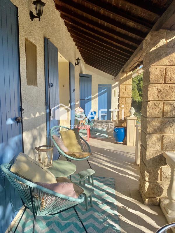 Maison - 130 m² - 7 pièces