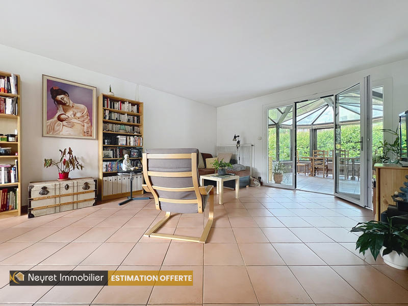 Maison - 137 m² - 6 pièces