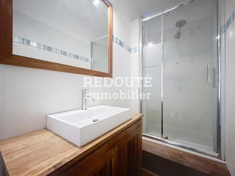 Appartement - 80 m² - 3 pièces