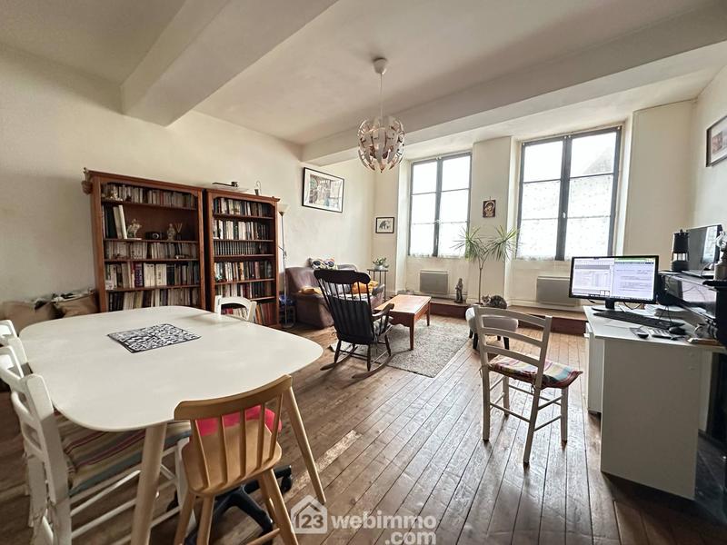 Appartement - 72 m² - 3 pièces