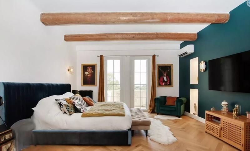 Bastide - 650 m² - 15 pièces