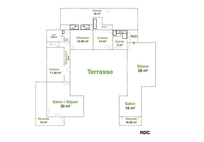 Maison - 221 m² - 7 pièces